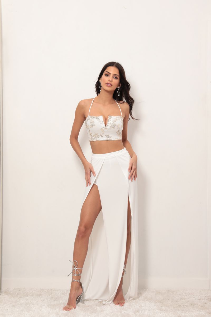 Picture Rome Gold Lace Maxi Set in Ivory. Source: https://media.lucyinthesky.com/data/Apr19_1/800xAUTO/781A0715.JPG