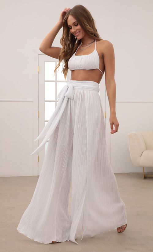 Picture Lyla Two Piece Set in White. Source: https://media.lucyinthesky.com/data/Apr21_1/500xAUTO/AT2A3032.JPG