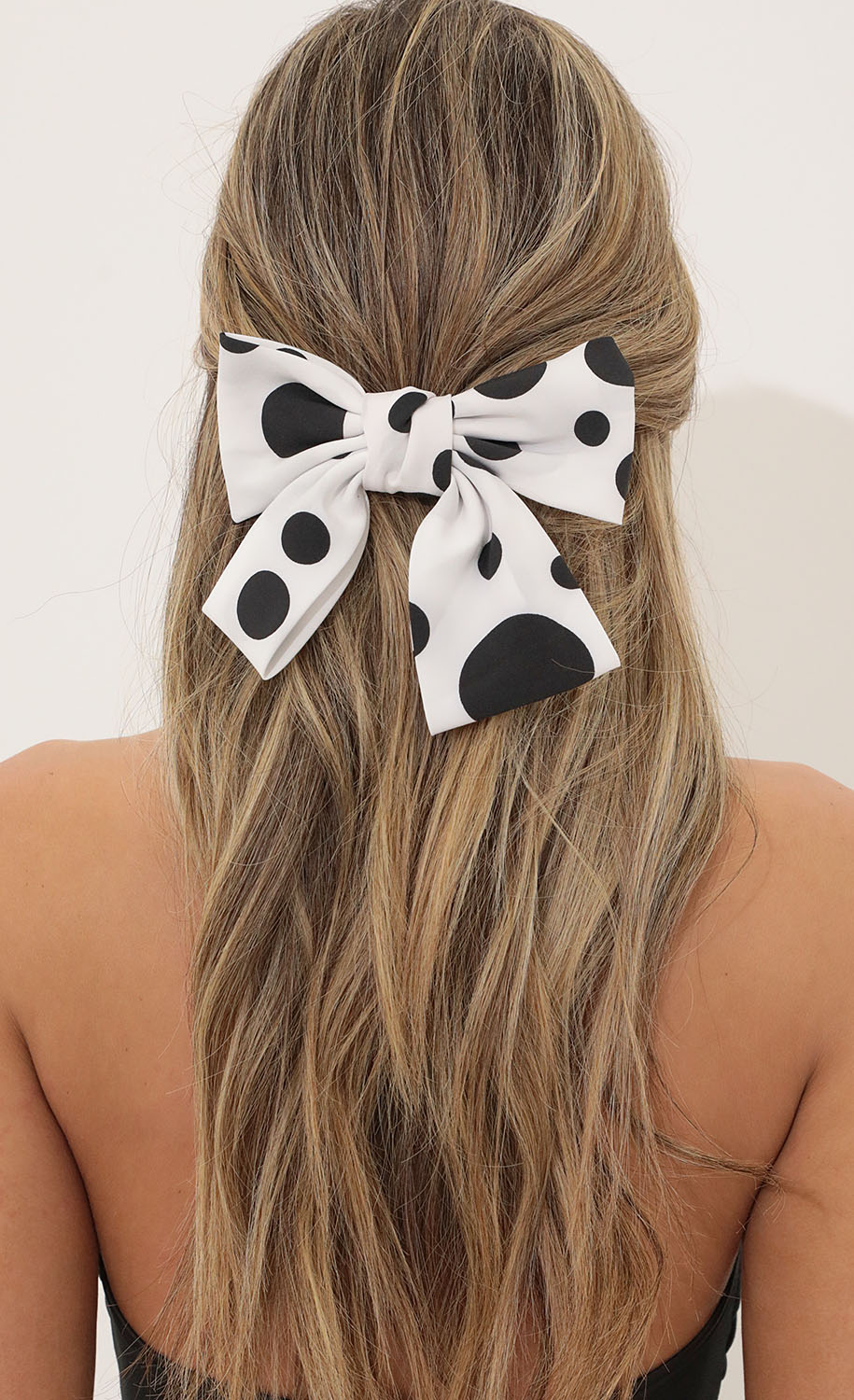 Brunch With The Girls Hair Clip in Black and White