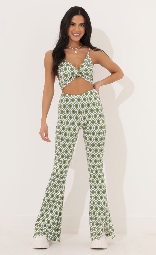 Picture Oaklynn Two Piece Set in Green Geo Print. Source: https://media.lucyinthesky.com/data/Apr22_1/500xAUTO/1V9A35401.JPG