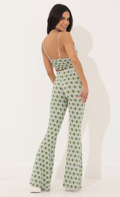 Picture Oaklynn Two Piece Set in Green Geo Print. Source: https://media.lucyinthesky.com/data/Apr22_1/500xAUTO/1V9A3674.JPG