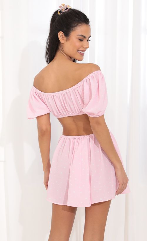 Picture Veda Open Back Dress in Pink. Source: https://media.lucyinthesky.com/data/Apr22_1/500xAUTO/1V9A7655.JPG