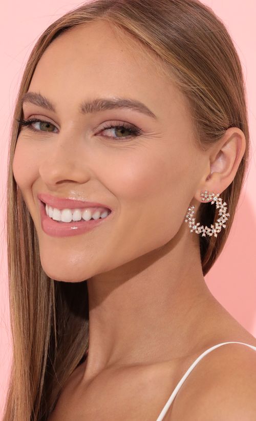 Picture Dream Girl Earring in Gold. Source: https://media.lucyinthesky.com/data/Apr22_2/500xAUTO/1V9A0977.JPG