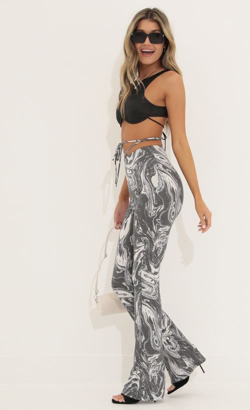 Picture Jhene Pant in Swirl Charcoal. Source: https://media.lucyinthesky.com/data/Apr22_2/500xAUTO/1V9A1500.JPG