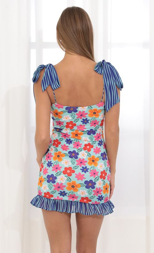 Picture Orla Bodycon Dress in Blue Floral. Source: https://media.lucyinthesky.com/data/Apr22_2/500xAUTO/1V9A4194.JPG