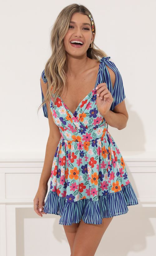 Picture Azarliah Baby Doll Dress in Blue Floral. Source: https://media.lucyinthesky.com/data/Apr22_2/500xAUTO/1V9A7142.JPG