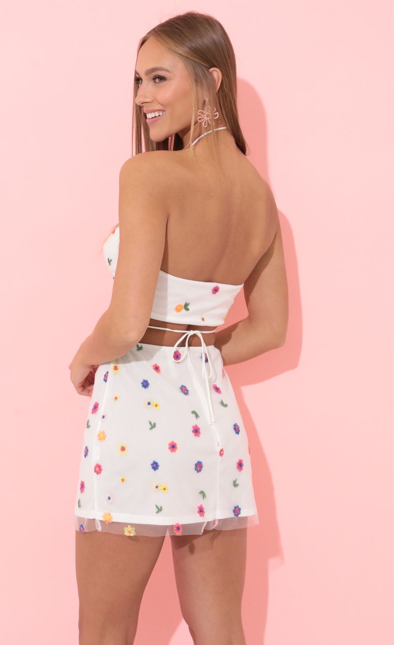 Kirby Two Piece Set in White Floral Embroidery