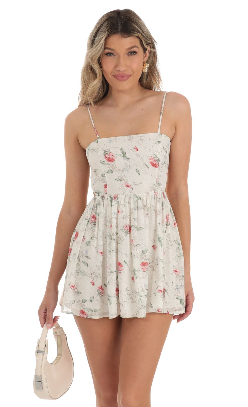 Picture Janey Shimmer Floral A-line Dress in White. Source: https://media.lucyinthesky.com/data/Apr23/850xAUTO/63a53ef5-e3f3-4ac4-b235-524aba2e3682.jpg