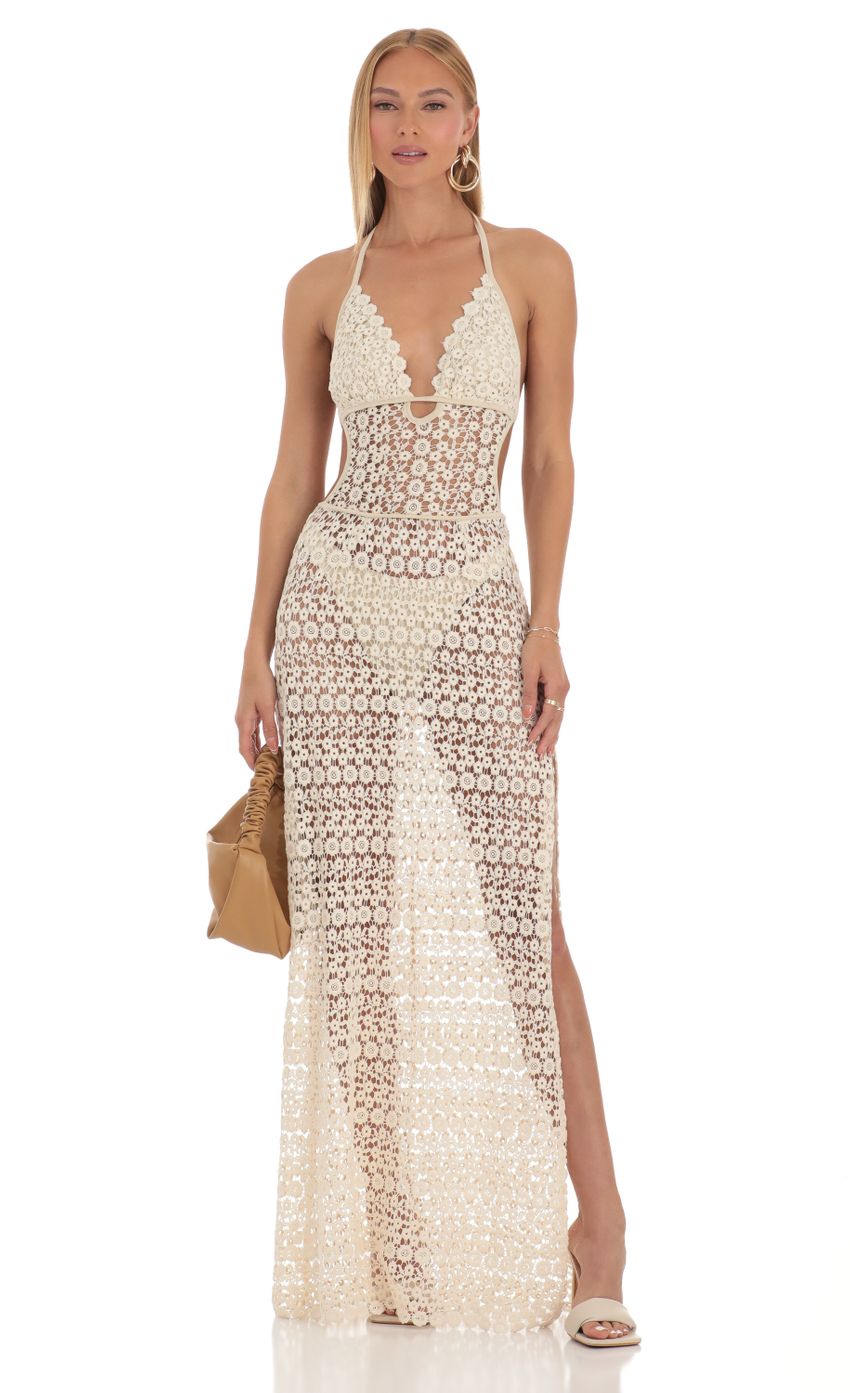 Picture Kalahari Embroidered Two Piece Set in Ivory. Source: https://media.lucyinthesky.com/data/Apr23/850xAUTO/6f801d4b-044b-4e89-aaba-4249d7faa43f.jpg