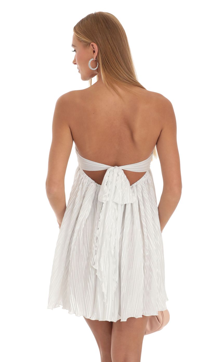 Picture Fran Pleated Strapless Dress in White. Source: https://media.lucyinthesky.com/data/Apr23/850xAUTO/7e1da770-7d2c-48bb-8302-6048bb30e079.jpg