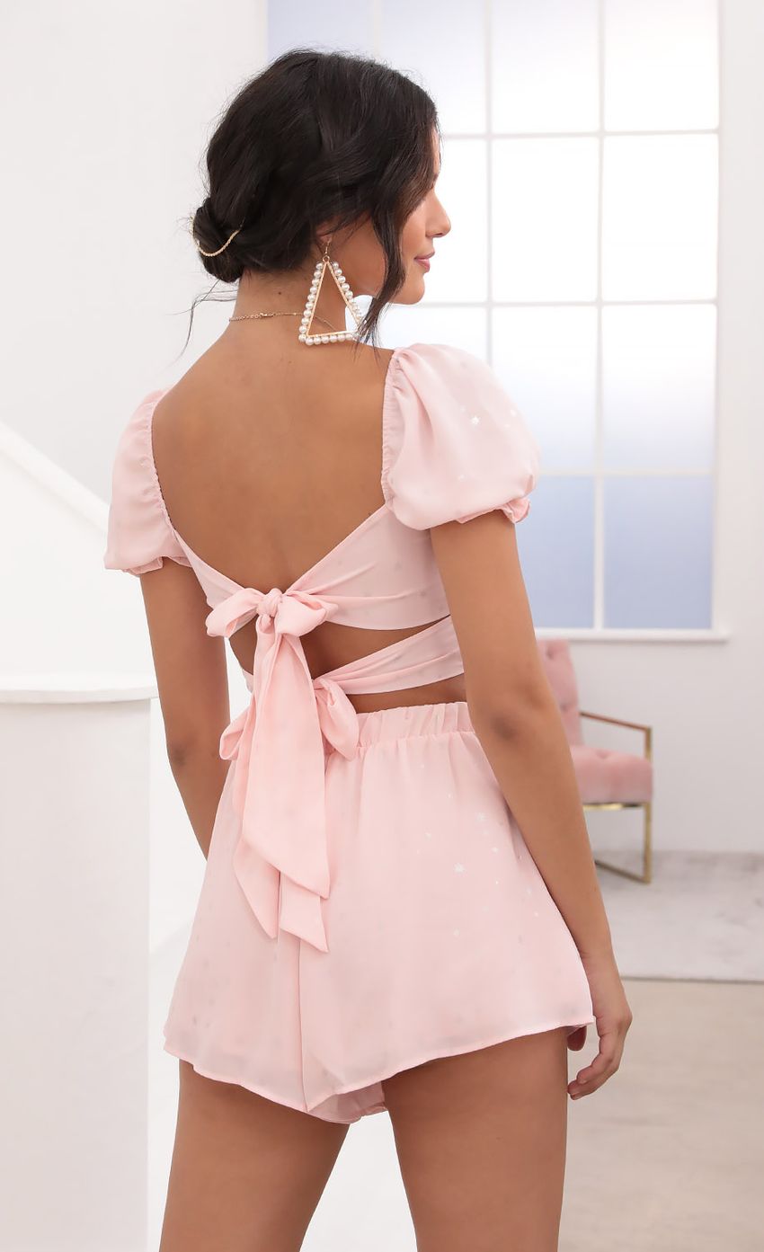 Picture Genevieve Puff Sleeve Chiffon Set in Pink. Source: https://media.lucyinthesky.com/data/Aug20_2/850xAUTO/781A7477.JPG