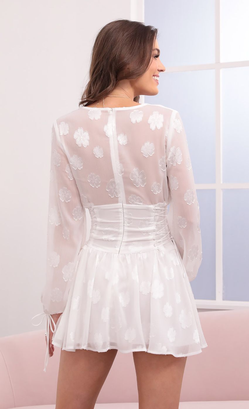 Picture Akari Chiffon Dress in White. Source: https://media.lucyinthesky.com/data/Aug21_1/850xAUTO/1V9A4002.JPG