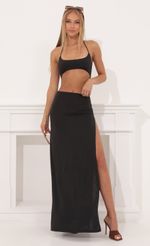 Picture Jules Tummy Cutout Maxi Dress in Black. Source: https://media.lucyinthesky.com/data/Aug22/150xAUTO/59ea12c6-04fc-406e-975c-17d1dfb3d9d0.jpg