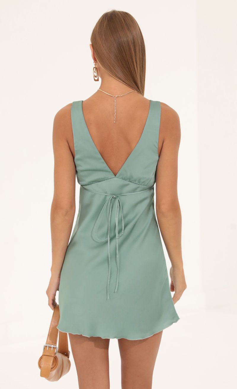 Picture Palmer Crepe Satin A-Line Dress in Green  . Source: https://media.lucyinthesky.com/data/Aug22/800xAUTO/5fb38f63-a8f1-48de-b38c-ba4f1a6a44d2.jpg