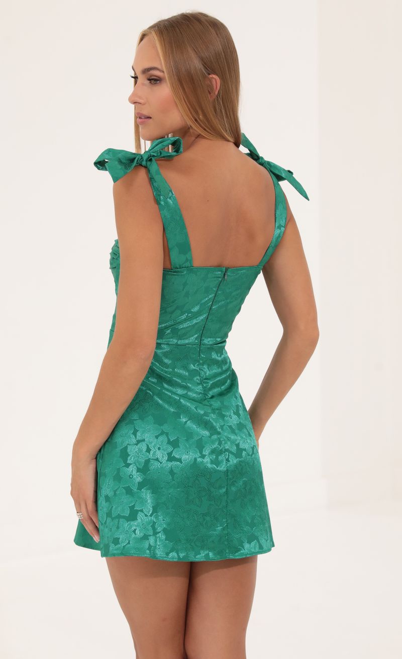 Picture Neila Floral Jacquard Dress in Green. Source: https://media.lucyinthesky.com/data/Aug22/800xAUTO/ff0f695b-b666-4be1-9ea9-6c5550d083d9.jpg