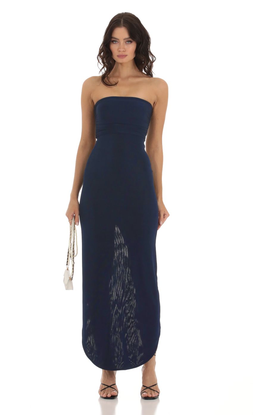 Picture Latica Slinky Strapless Dress in Navy. Source: https://media.lucyinthesky.com/data/Aug23/850xAUTO/83ac6a71-ee6a-4ee3-86ae-b1665b57ec90.jpg