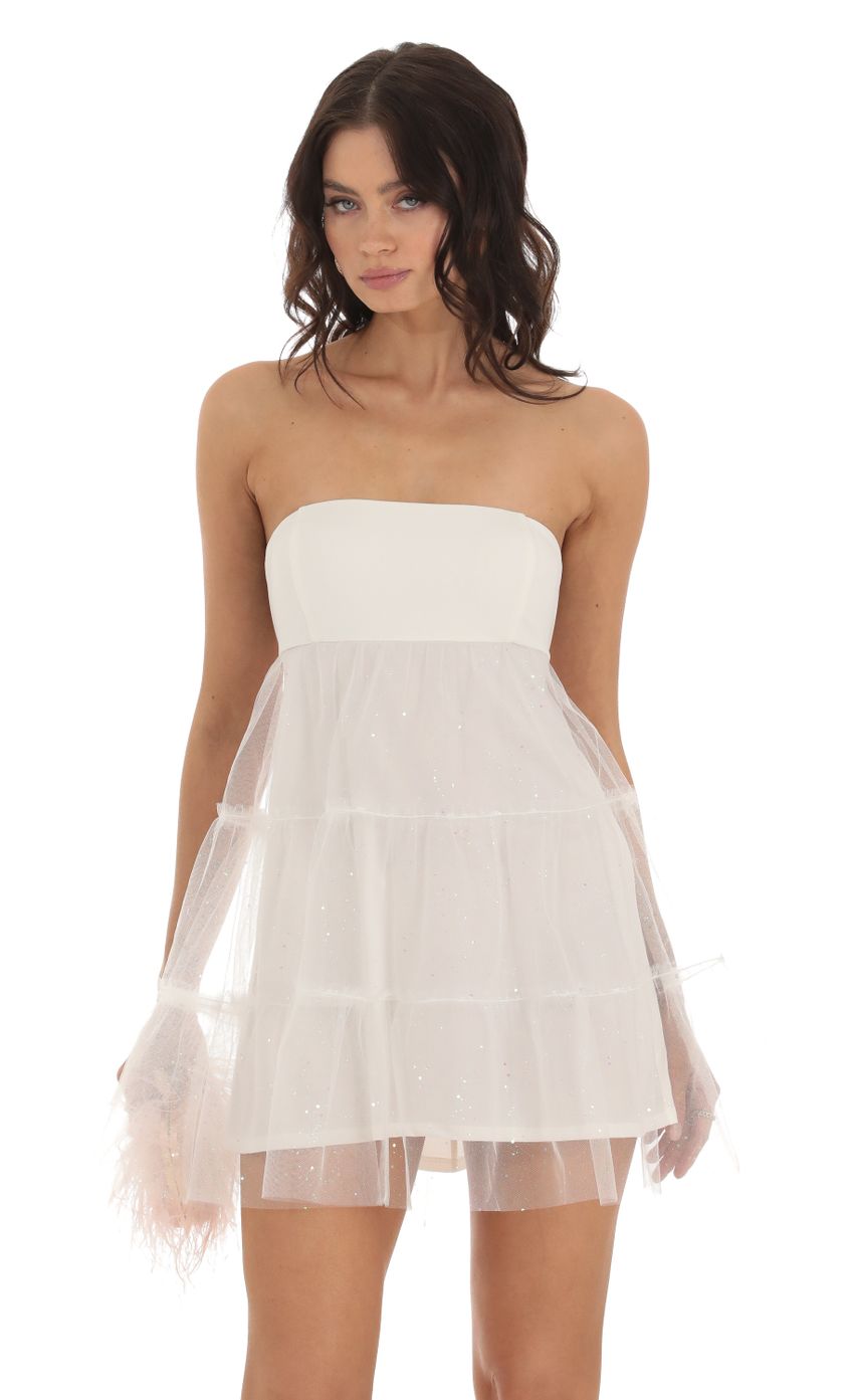 Picture Sedna Tulle Shimmer Babydoll Dress in White. Source: https://media.lucyinthesky.com/data/Aug23/850xAUTO/b5129977-61de-4661-845d-14e8f71baec9.jpg