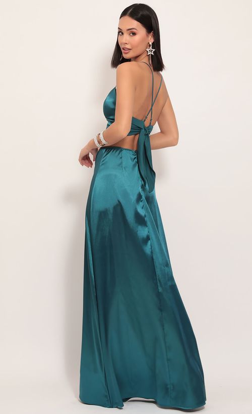 Picture Madeline Satin Maxi Set in Teal. Source: https://media.lucyinthesky.com/data/Dec19_1/500xAUTO/781A1591.JPG