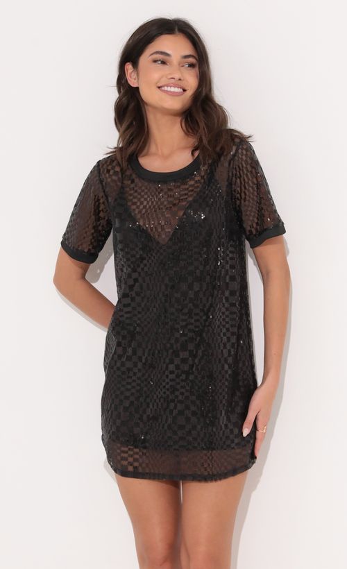 Picture Harper Dress in Sequin Black. Source: https://media.lucyinthesky.com/data/Dec21_2/500xAUTO/1V9A1157.JPG