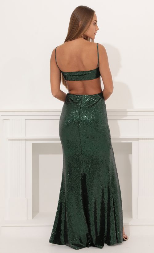 Picture Paulina Halter Maxi In Green Sequin. Source: https://media.lucyinthesky.com/data/Dec21_2/500xAUTO/1V9A9586.JPG