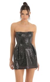 Picture thumb Star Sequin Corset Dress in Black. Source: https://media.lucyinthesky.com/data/Dec22/170xAUTO/1064cb76-891c-4579-954e-2225b79c1292.jpg