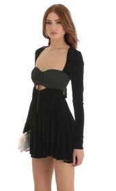 Picture thumb Keilani Long Sleeve Baby Doll Dress in Black. Source: https://media.lucyinthesky.com/data/Dec22/170xAUTO/278a60e6-7857-447f-ac7d-2a2983dd5bfc.jpg