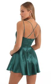 Picture thumb Calem Cross Back Dress in Green. Source: https://media.lucyinthesky.com/data/Dec22/170xAUTO/5590a5cf-a6bf-4acb-8346-36ce90226641.jpg