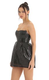 Picture thumb Star Sequin Corset Dress in Black. Source: https://media.lucyinthesky.com/data/Dec22/170xAUTO/649cf26c-083e-4c6e-8d18-841e1a017aaa.jpg