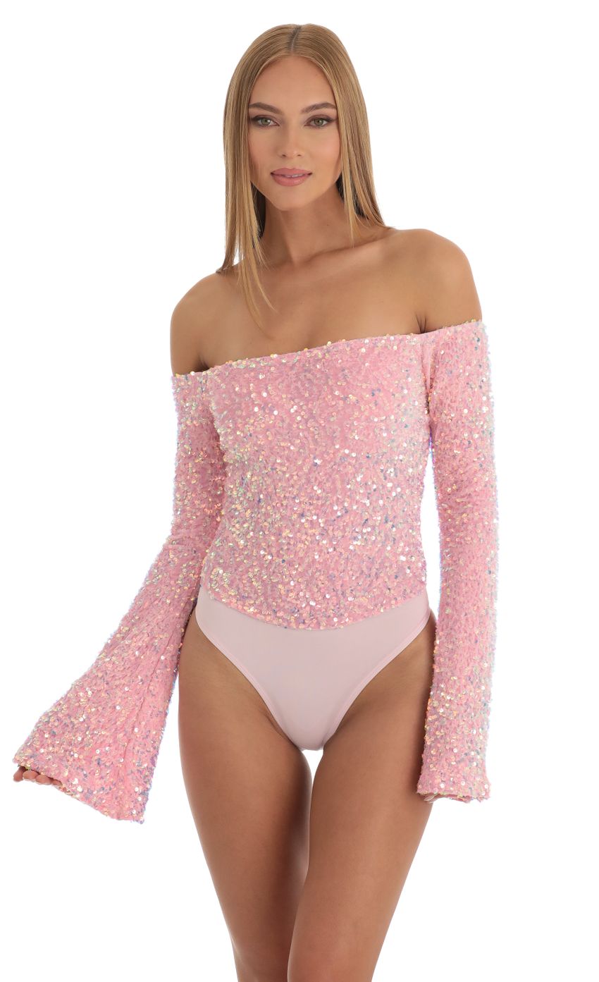 Picture Das Velvet Sequin Bodysuit in Pink. Source: https://media.lucyinthesky.com/data/Dec22/850xAUTO/a2e611ee-12be-4bdd-9759-c4c34a74cb01.jpg