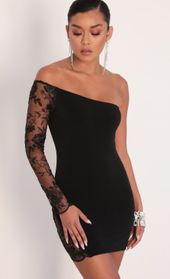 Picture thumb Nika Asymmetric Lace Dress in Black. Source: https://media.lucyinthesky.com/data/Feb20_1/170xAUTO/781A1857.JPG