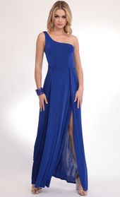 Picture thumb London Shoulder Maxi in Royal Blue. Source: https://media.lucyinthesky.com/data/Feb20_2/170xAUTO/781A5716.JPG