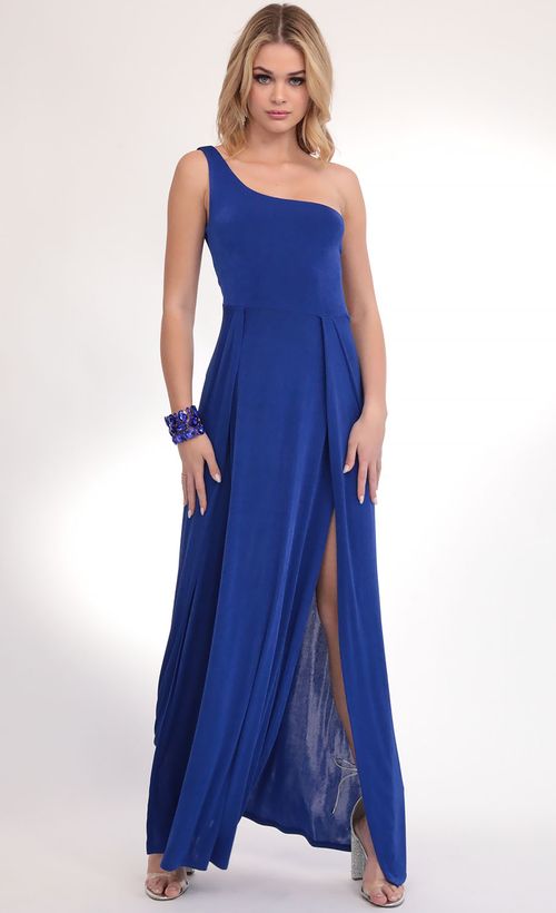 Picture London Shoulder Maxi in Royal Blue. Source: https://media.lucyinthesky.com/data/Feb20_2/500xAUTO/781A5716.JPG