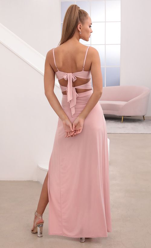 Picture Aurora Maxi Set in Pink. Source: https://media.lucyinthesky.com/data/Feb21_2/500xAUTO/1V9A2334.JPG