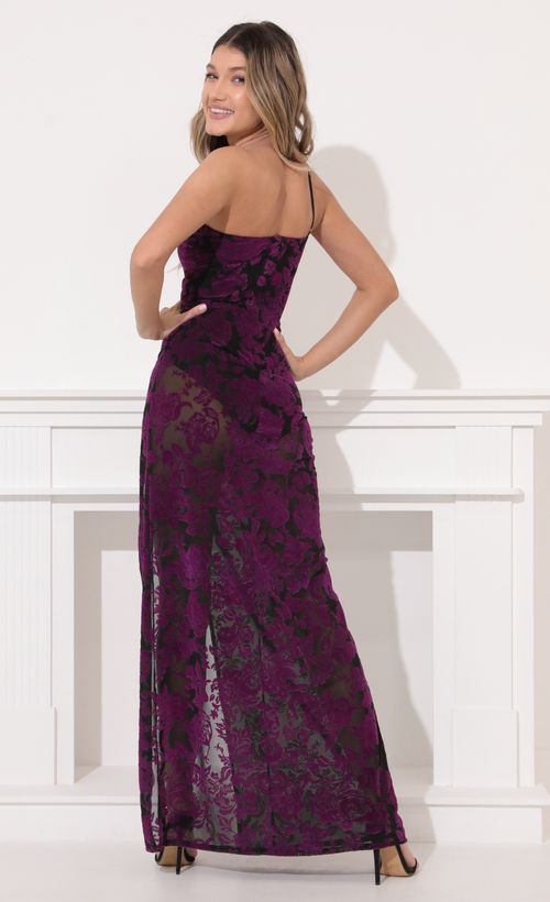 Picture Elisabeth One Shoulder Velvet Maxi in Purple. Source: https://media.lucyinthesky.com/data/Feb22_1/500xAUTO/1V9A2657.JPG