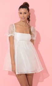 Picture thumb Emerson Baby Doll Dress in White. Source: https://media.lucyinthesky.com/data/Feb22_2/170xAUTO/1V9A5998.JPG