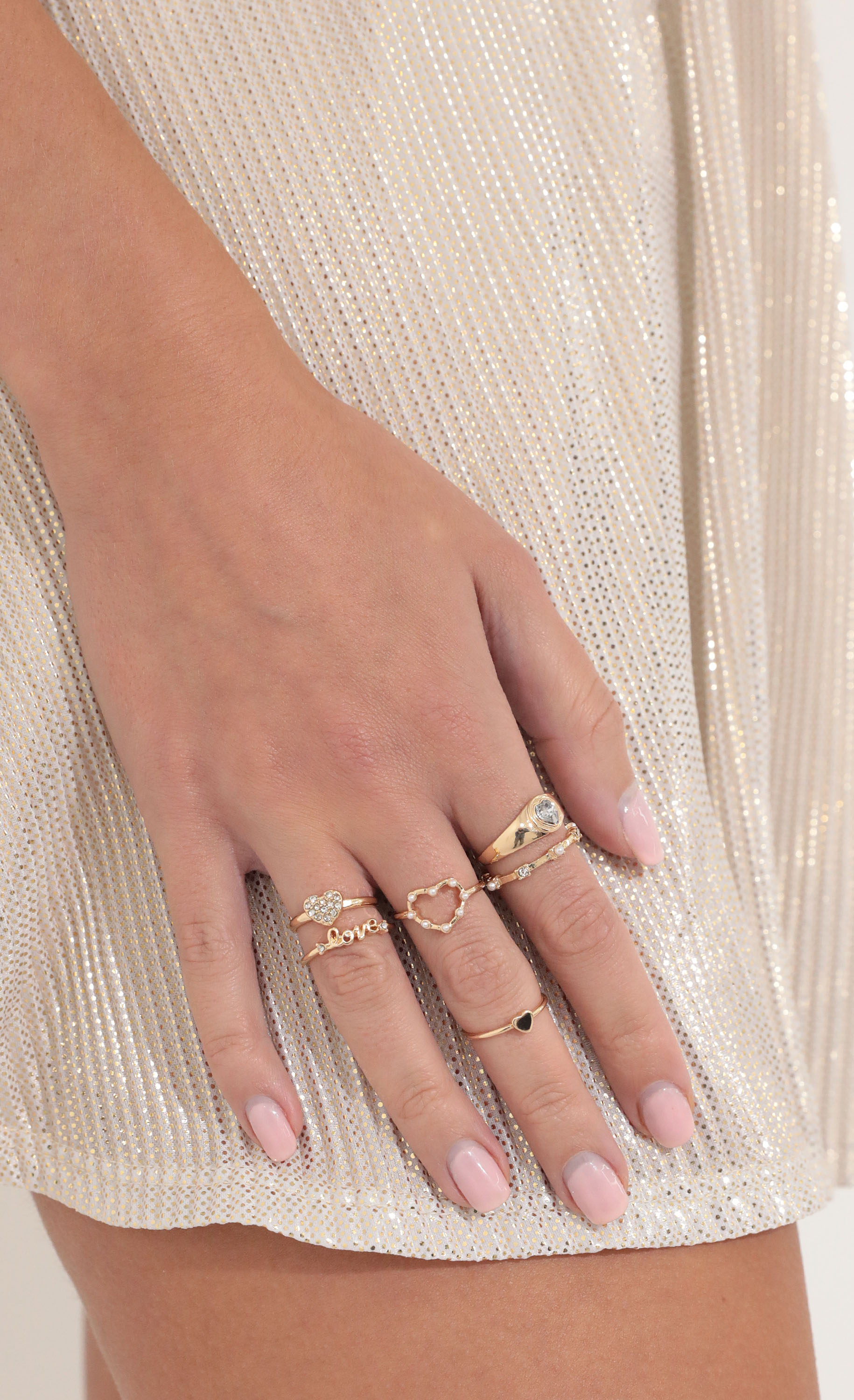 Isn't She Lovely Ring Set in Gold