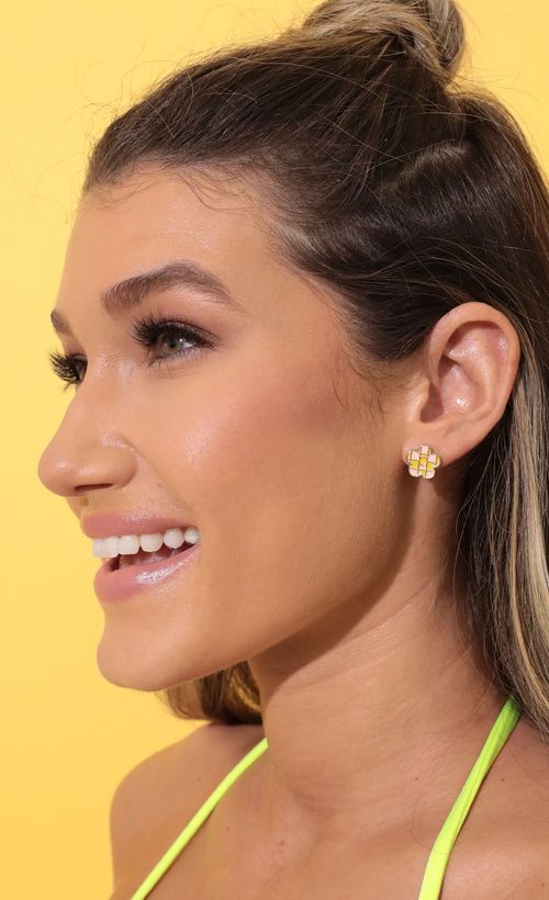 Picture Sunny Day Earring in Gold. Source: https://media.lucyinthesky.com/data/Feb22_2/500xAUTO/1V9A2280.JPG