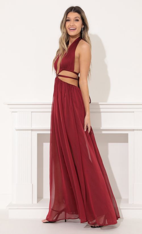 Picture Jocelyn Cutout Maxi in Red. Source: https://media.lucyinthesky.com/data/Feb22_2/500xAUTO/1V9A6577.JPG
