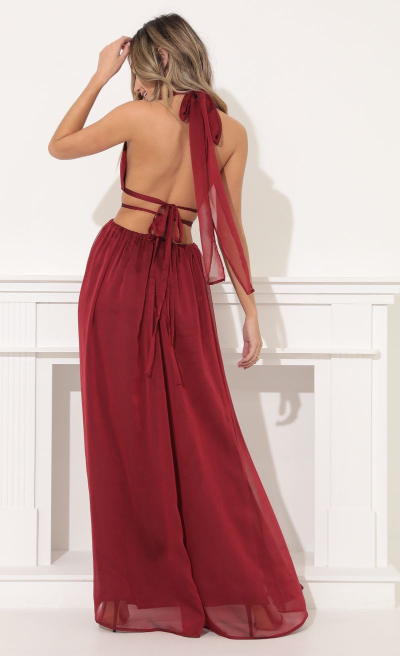 Picture Jocelyn Cutout Maxi in Red. Source: https://media.lucyinthesky.com/data/Feb22_2/800xAUTO/1V9A6653.JPG
