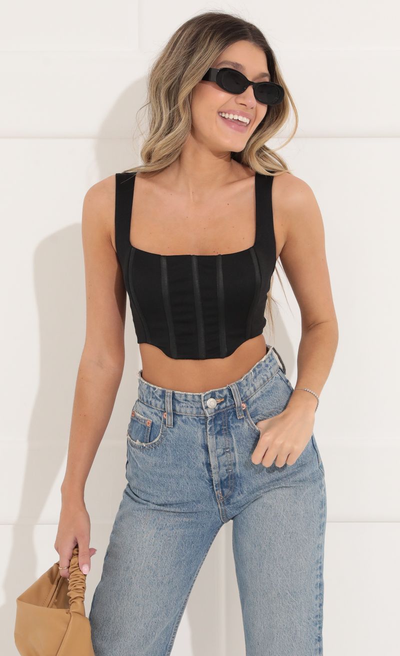 Picture Morgan Corset Top in Black. Source: https://media.lucyinthesky.com/data/Feb22_2/800xAUTO/1V9A8204.JPG