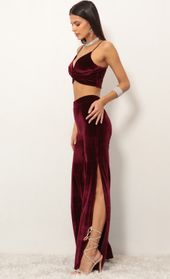 Picture thumb Manhattan Velvet Luxe Set in Wine. Source: https://media.lucyinthesky.com/data/Jan19_1/170xAUTO/0Y5A8880.JPG