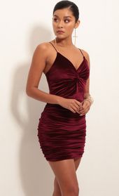 Picture thumb Talia Front Twist Dress in Wine Velvet. Source: https://media.lucyinthesky.com/data/Jan19_2/170xAUTO/0Y5A4193.JPG