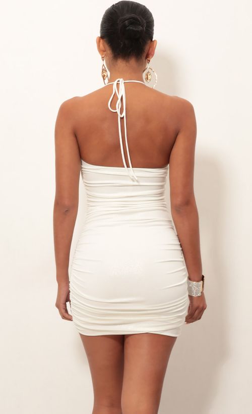 Picture Finest Hour Ruched Dress in Ivory Gold. Source: https://media.lucyinthesky.com/data/Jan19_2/500xAUTO/0Y5A2351.JPG