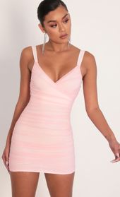 Picture thumb Sweetheart Mesh Dress in Blush. Source: https://media.lucyinthesky.com/data/Jan20_2/170xAUTO/781A1719.JPG