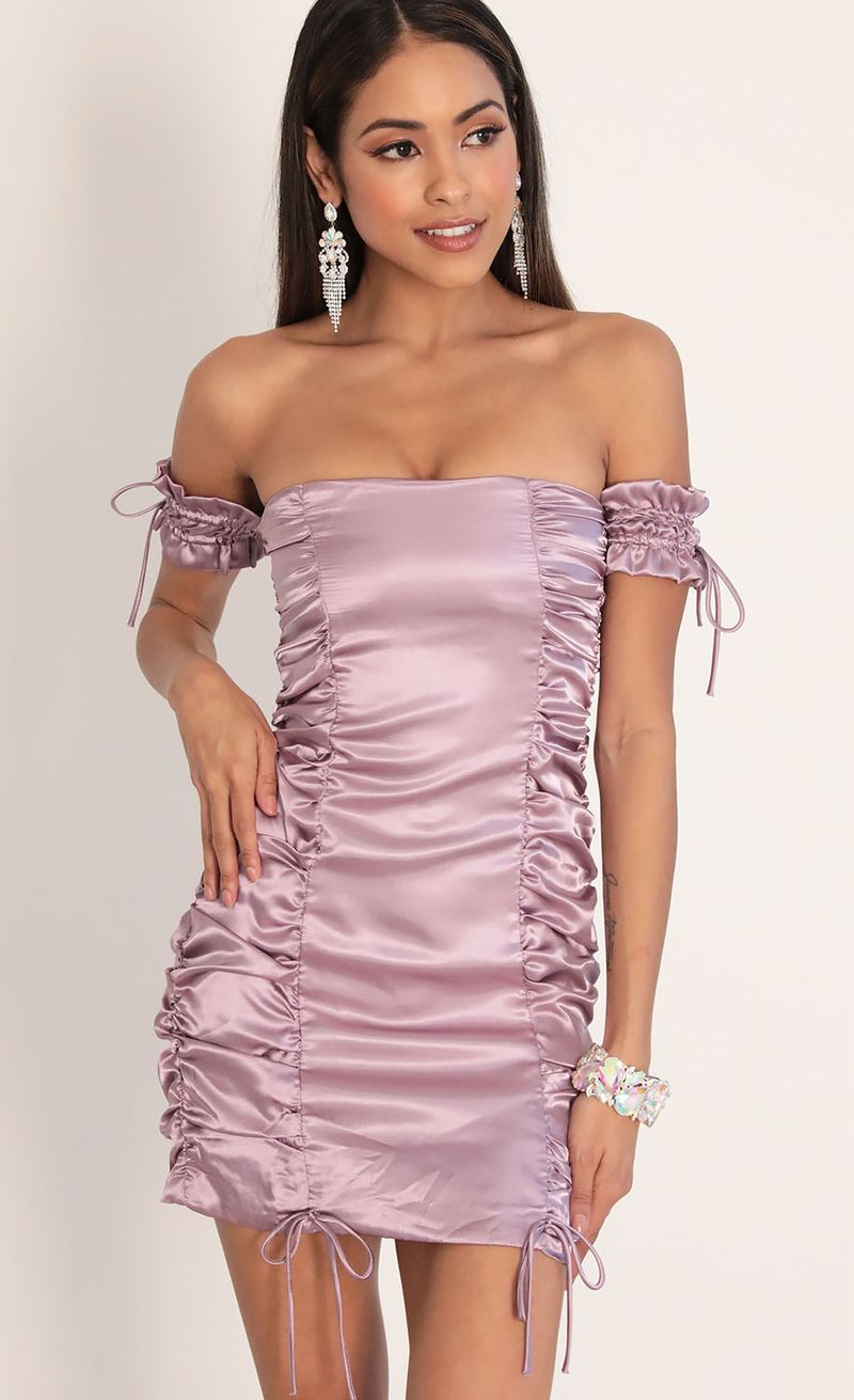 Picture Elaina Satin Mini Puff Dress in Dusty Lilac. Source: https://media.lucyinthesky.com/data/Jan20_2/800xAUTO/781A5025.JPG