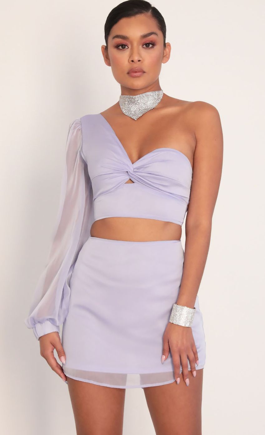 Picture Jasmine Puff Sleeve Chiffon Set in Lavender. Source: https://media.lucyinthesky.com/data/Jan20_2/850xAUTO/781A3193.JPG