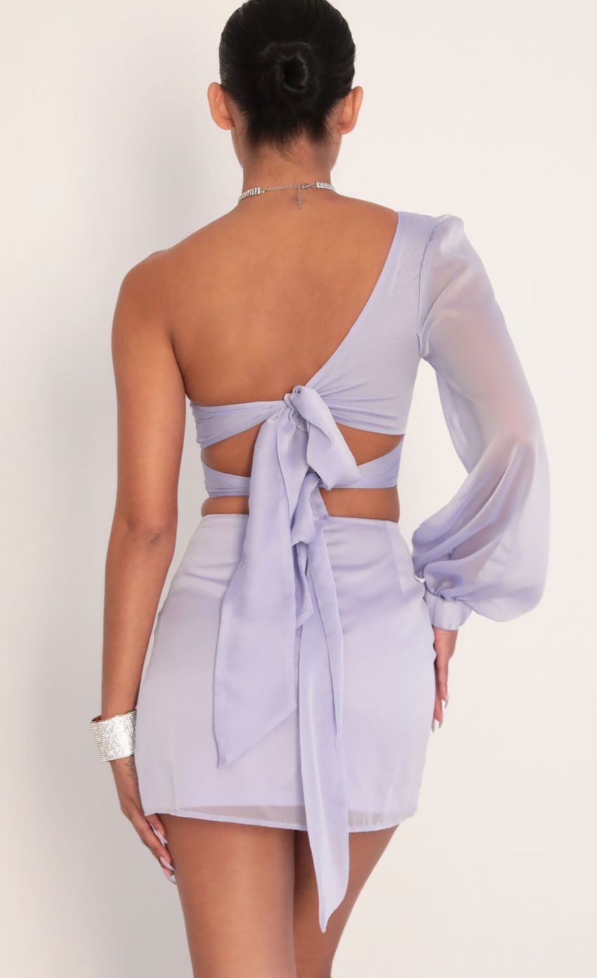 Picture Jasmine Puff Sleeve Chiffon Set in Lavender. Source: https://media.lucyinthesky.com/data/Jan20_2/850xAUTO/781A3227.JPG