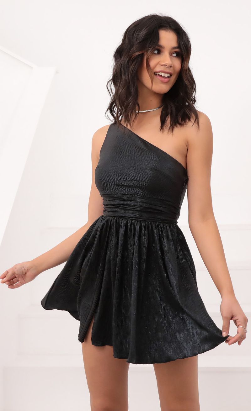 One shoulder skater clearance dress