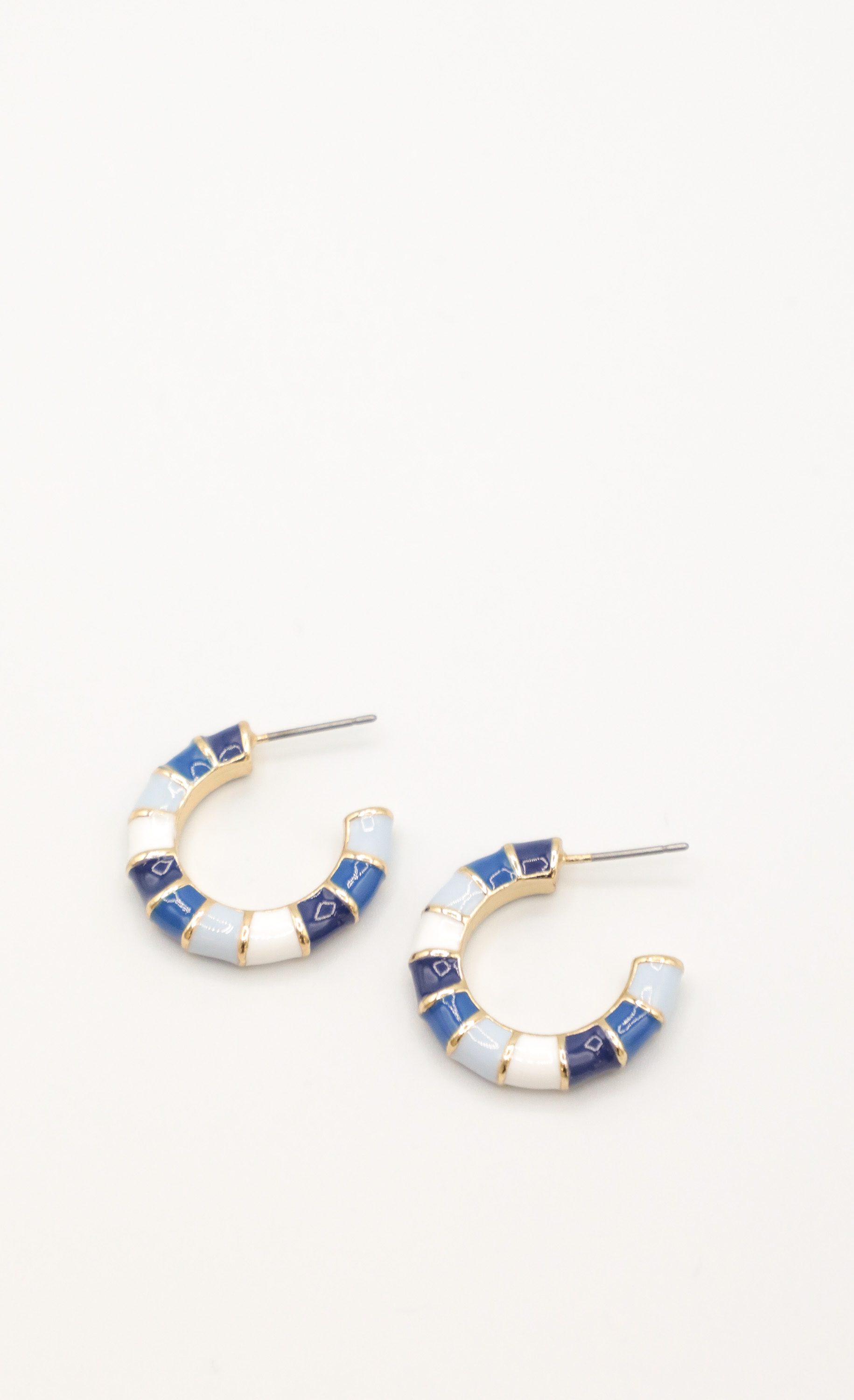Around The World Earring Set in Blue