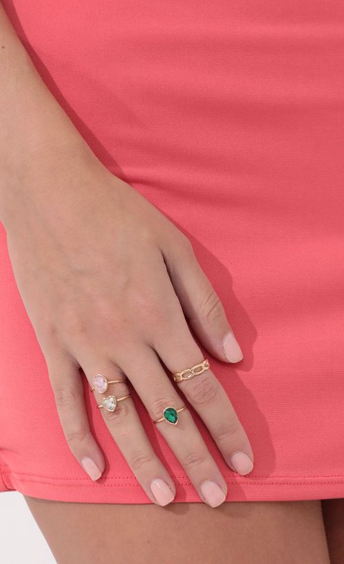 Picture A Girls Best Friend Ring Set in Gold. Source: https://media.lucyinthesky.com/data/Jan22_1/500xAUTO/1V9A0248.JPG